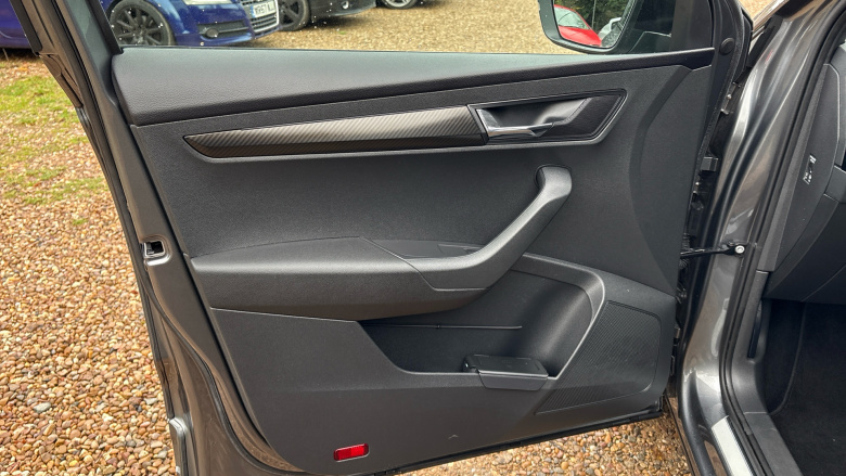 Skoda Karoq 1.5 TSI Sportline 5dr Petrol Estate